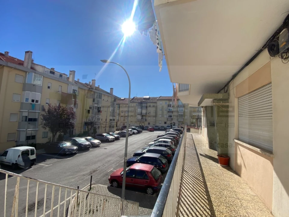Apartamento T1 para Venda em Venteira Foto 2