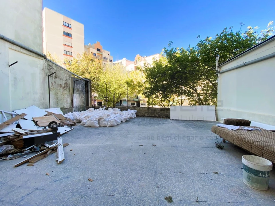 Apartamento T1 para Venda em Venteira Foto 17