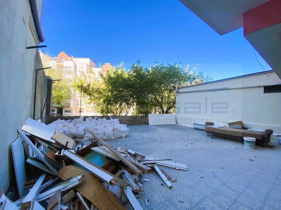 Apartamento T1 para Venda em Venteira Foto 19