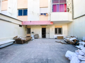 Apartamento T1 para Venda em Venteira