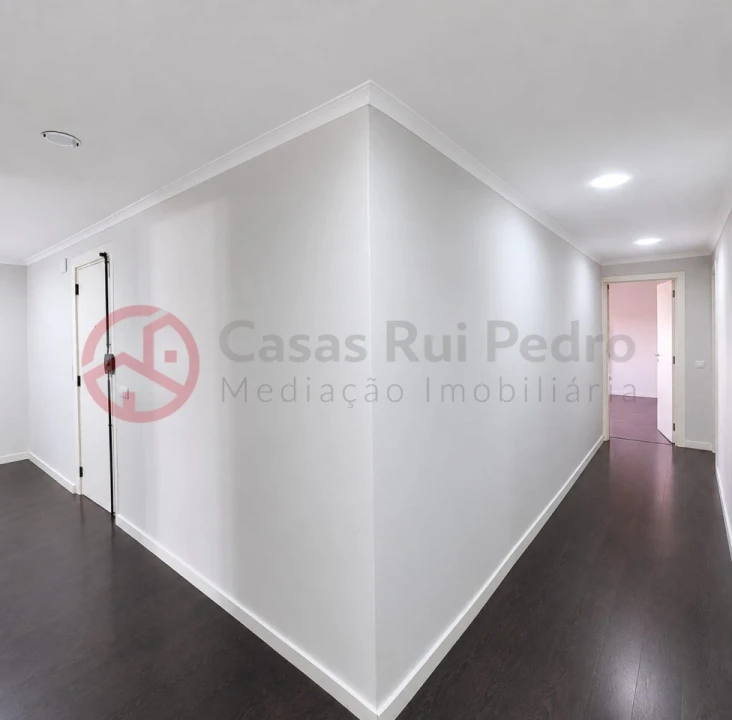 Apartamento T3 para Venda em Amora Foto 11