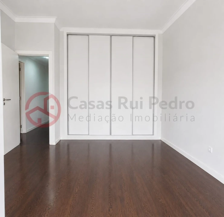Apartamento T3 para Venda em Amora Foto 21