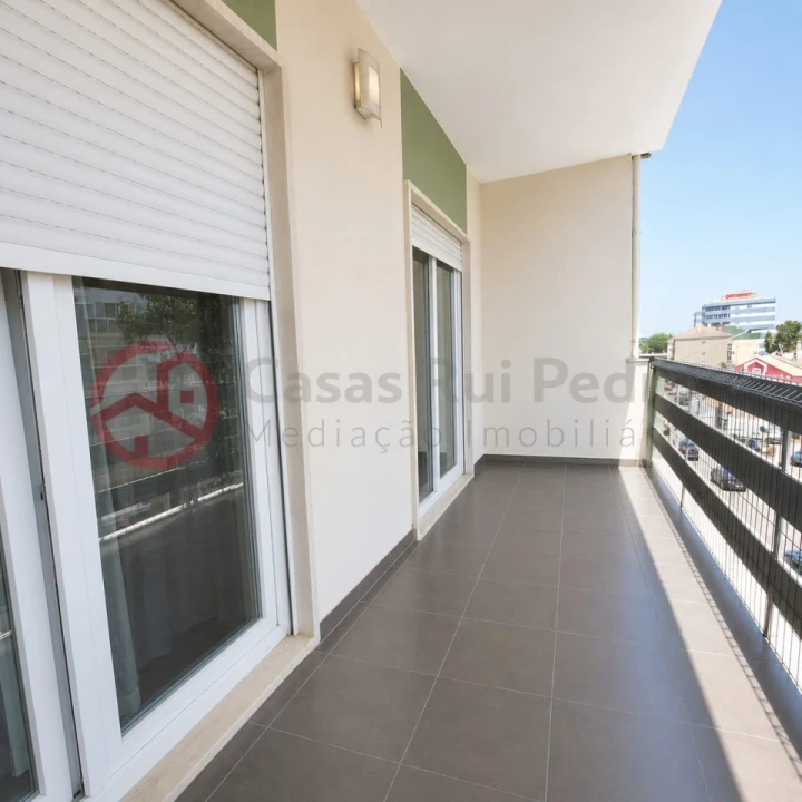 Apartamento T3 para Venda em Amora Foto 24