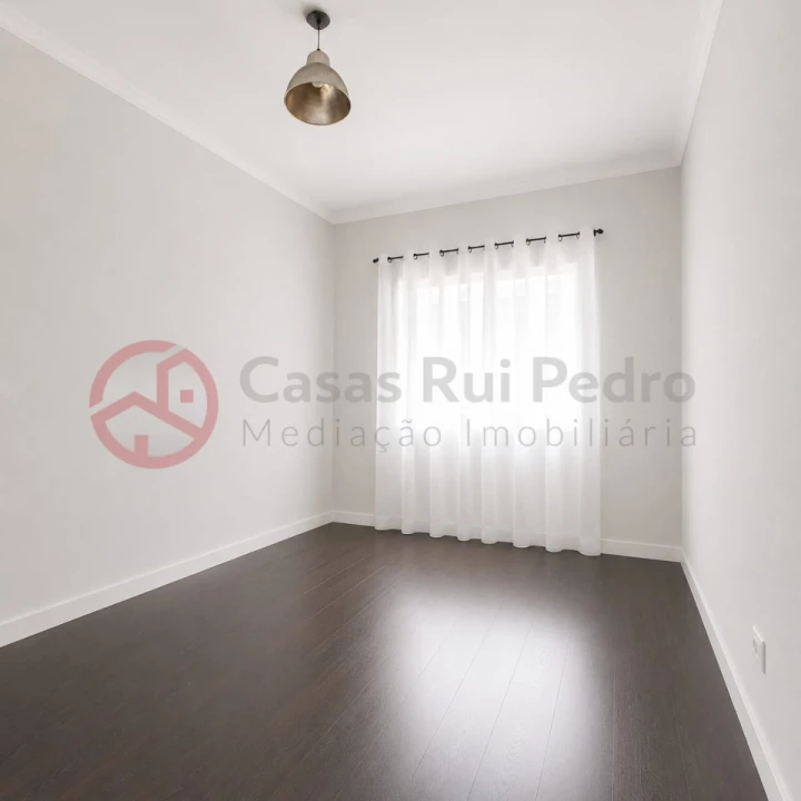 Apartamento T3 para Venda em Amora Foto 28