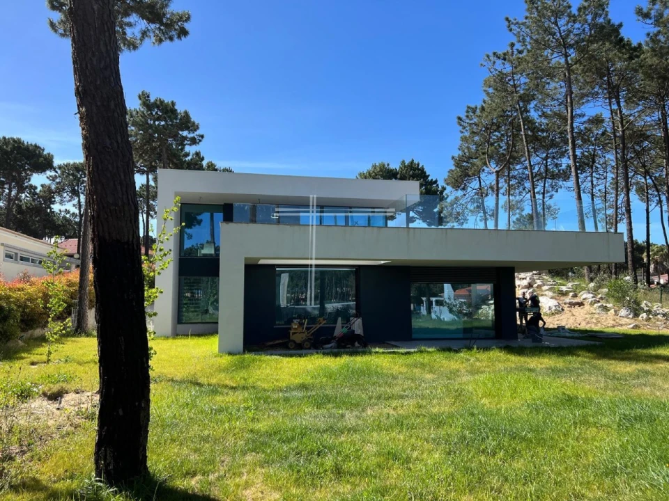 Moradia T6 para Venda em Charneca de Caparica e Sobreda Foto 13