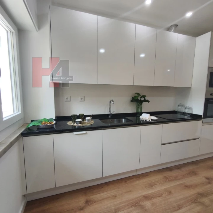 Apartamento T3 para Venda em Benfica Foto 9