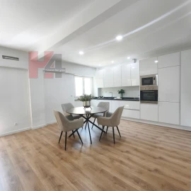 Apartamento T3 para Venda em Benfica