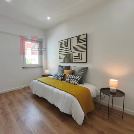 Apartamento T3 para Venda em Benfica