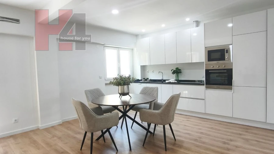 Apartamento T3 para Venda em Benfica
