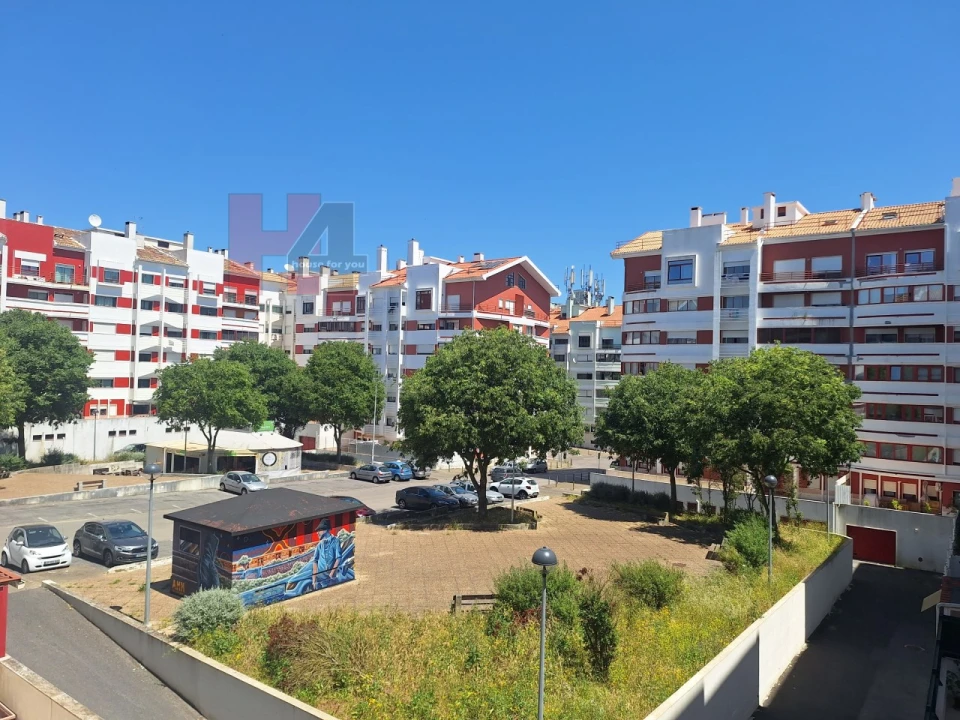 Apartamento T2 para Venda em Algueirão-Mem Martins Foto 18