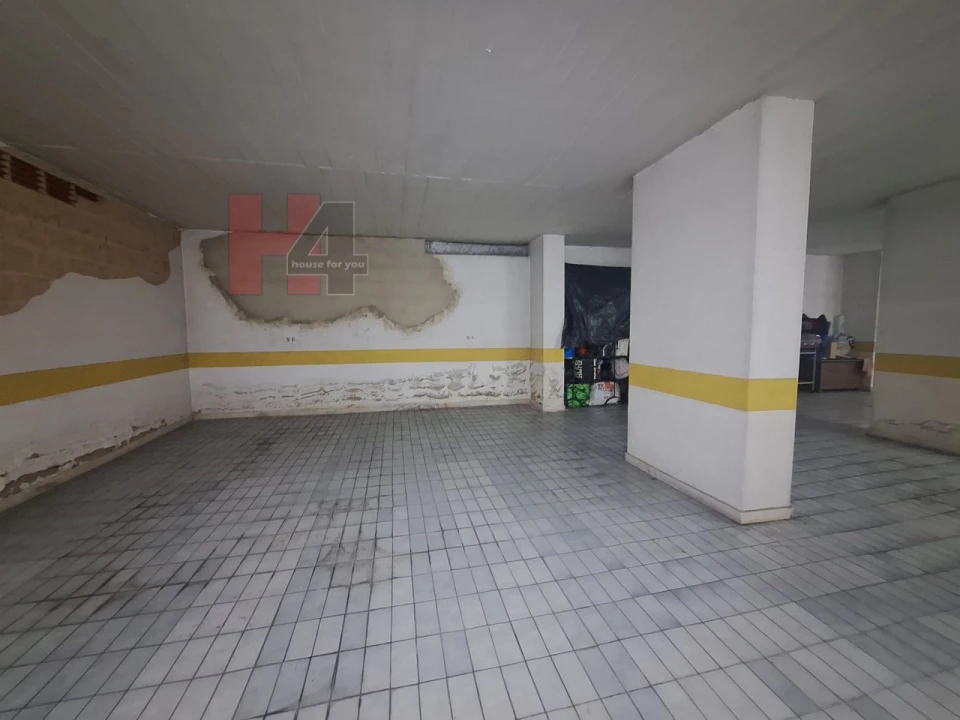 Apartamento T2 para Venda em Algueirão-Mem Martins Foto 27