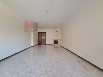 Apartamento T2 para Venda em Algueirão-Mem Martins