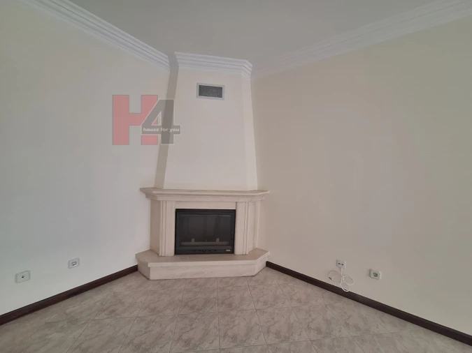 Apartamento T2 para Venda em Algueirão-Mem Martins Foto 8
