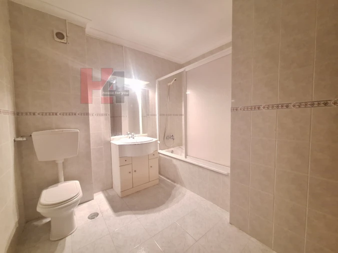 Apartamento T2 para Venda em Algueirão-Mem Martins Foto 10
