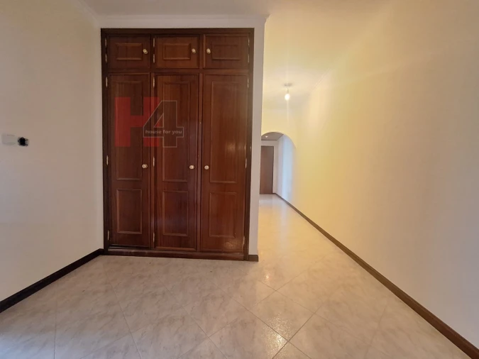 Apartamento T2 para Venda em Algueirão-Mem Martins Foto 20
