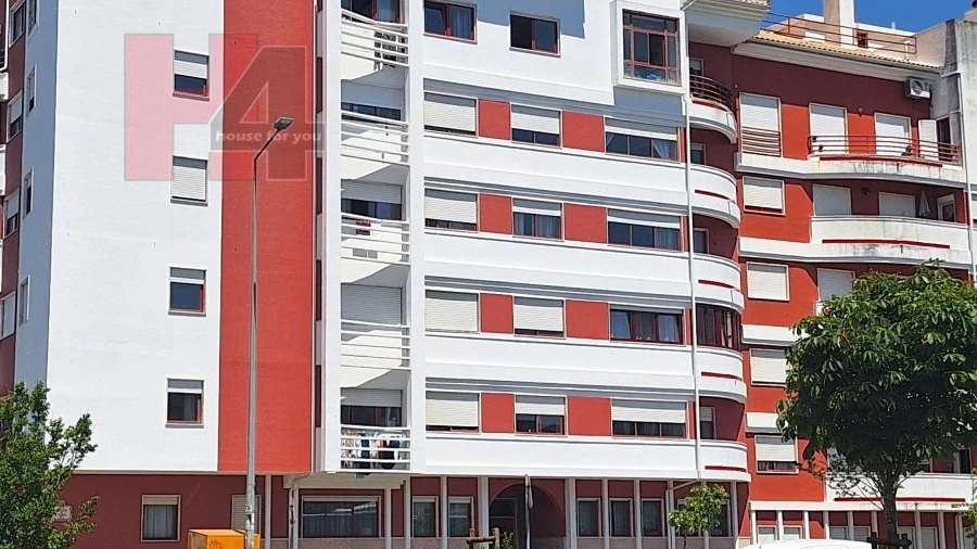 Apartamento T2 para Venda em Algueirão-Mem Martins