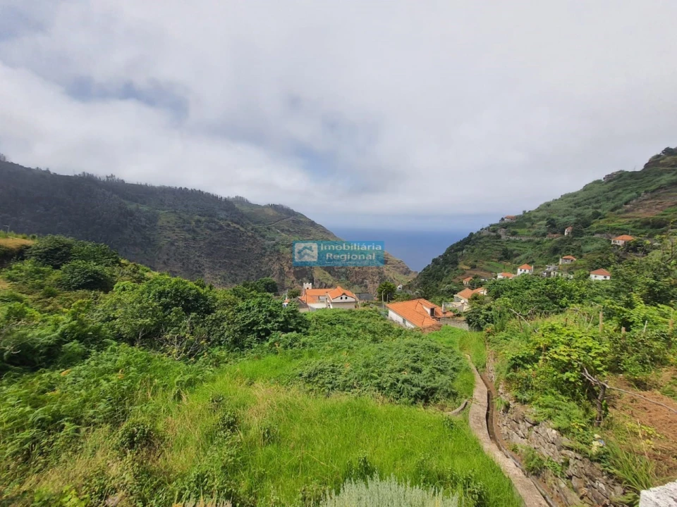 Moradia T4 para Venda em Ribeira da Janela Foto 17