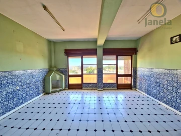 Apartamento T2 para Venda em Faro (Sé e São Pedro)