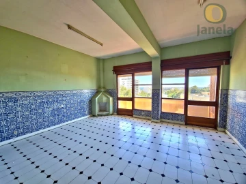 Apartamento T2 para Venda em Faro (Sé e São Pedro)