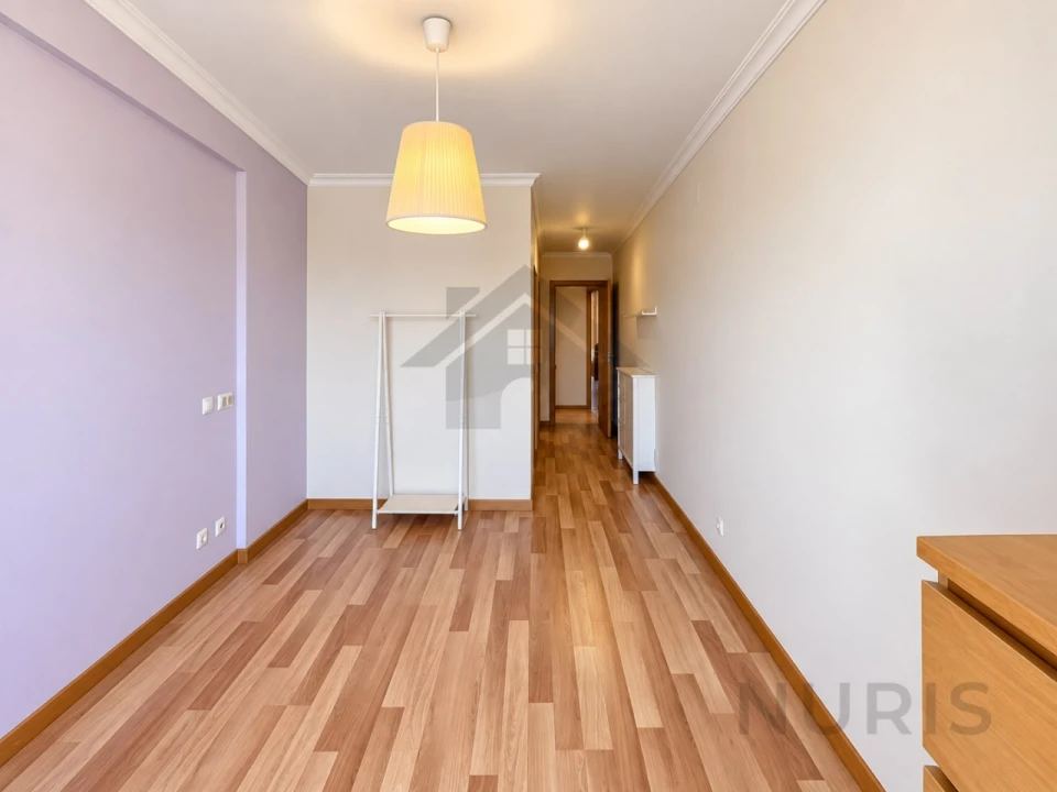 Apartamento T2 para Venda em Portimão Foto 6