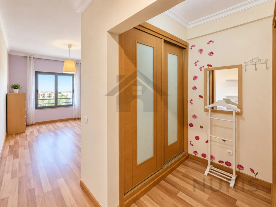Apartamento T2 para Venda em Portimão Foto 7