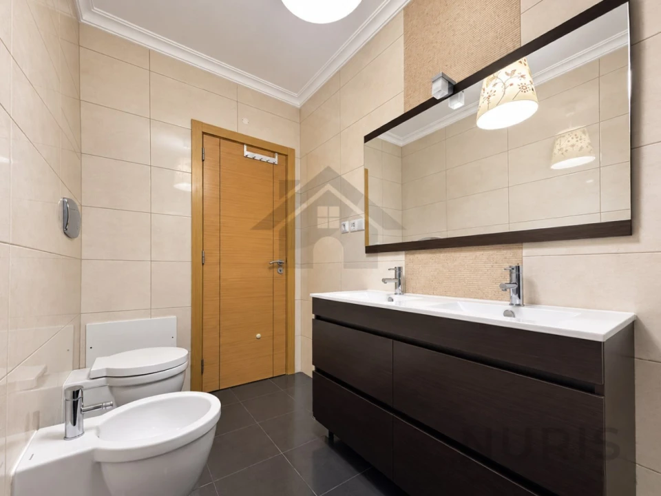 Apartamento T2 para Venda em Portimão Foto 10