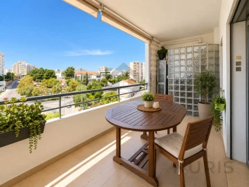 Apartamento T2 para Venda em Portimão