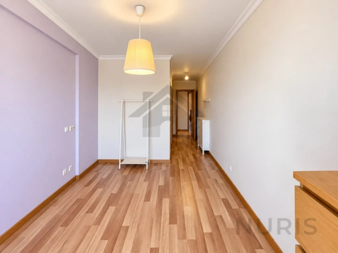 Apartamento T2 para Venda em Portimão Foto 6