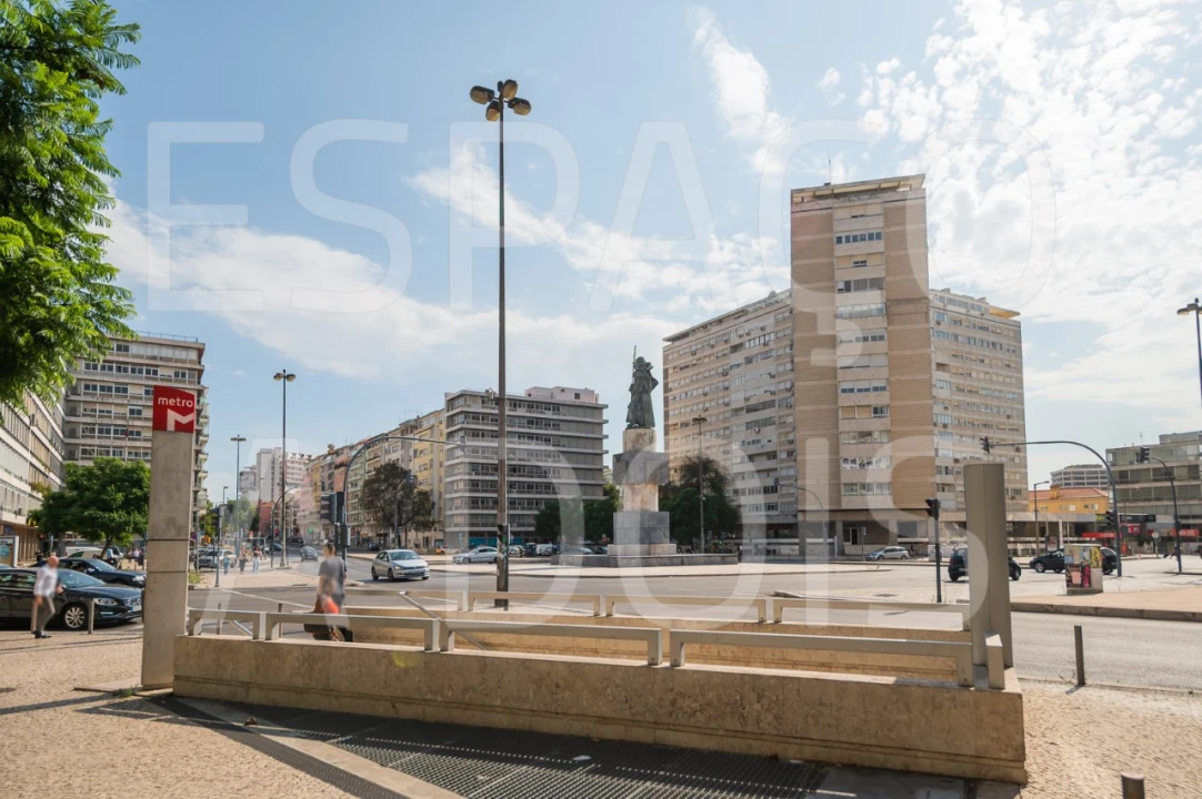 Quarto para Arrendamento em Alvalade Foto 32