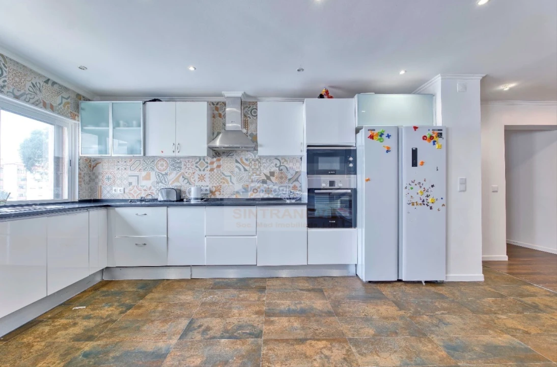Apartamento T3 para Venda em Massamá e Monte Abraão Foto 4