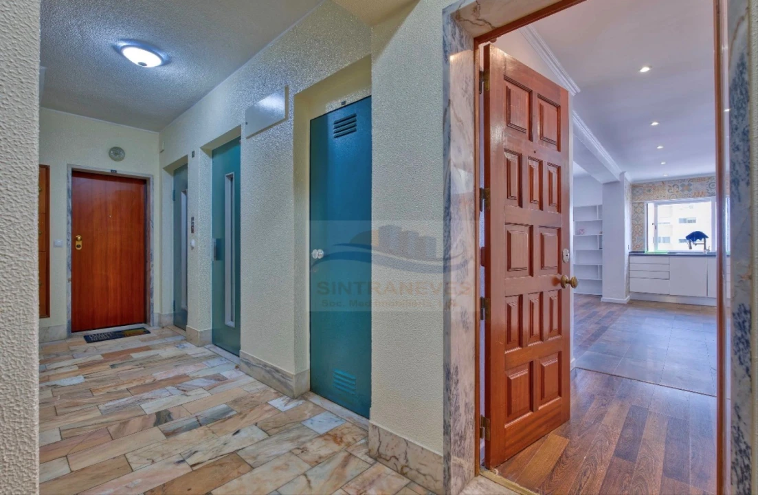Apartamento T3 para Venda em Massamá e Monte Abraão Foto 6