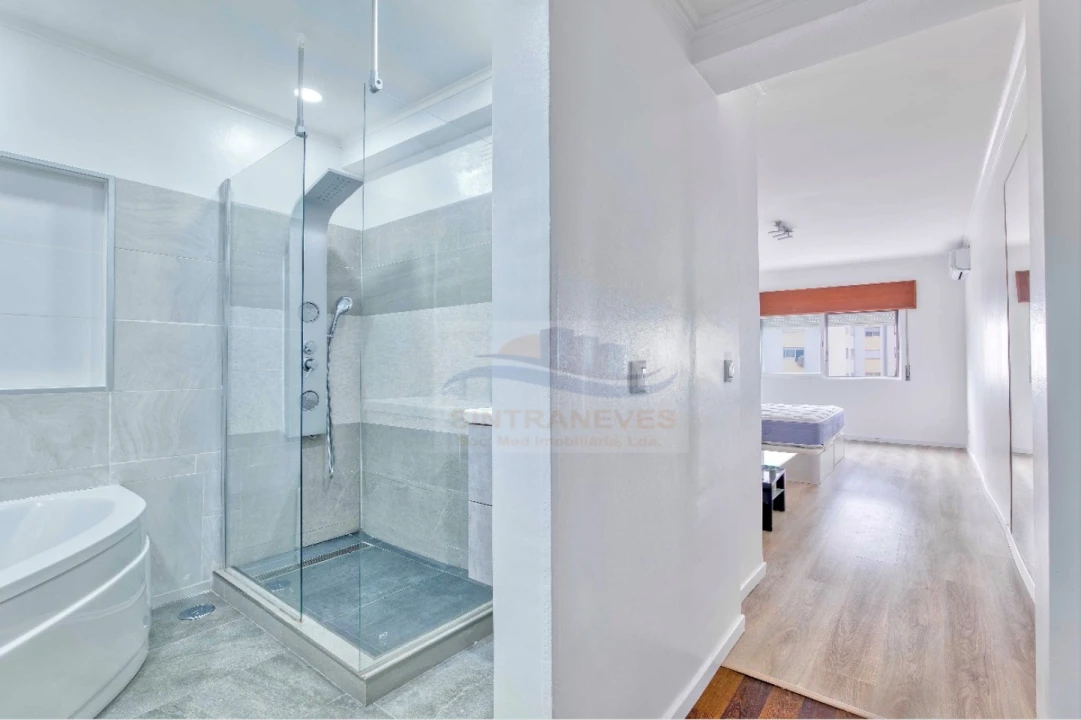 Apartamento T3 para Venda em Massamá e Monte Abraão Foto 10