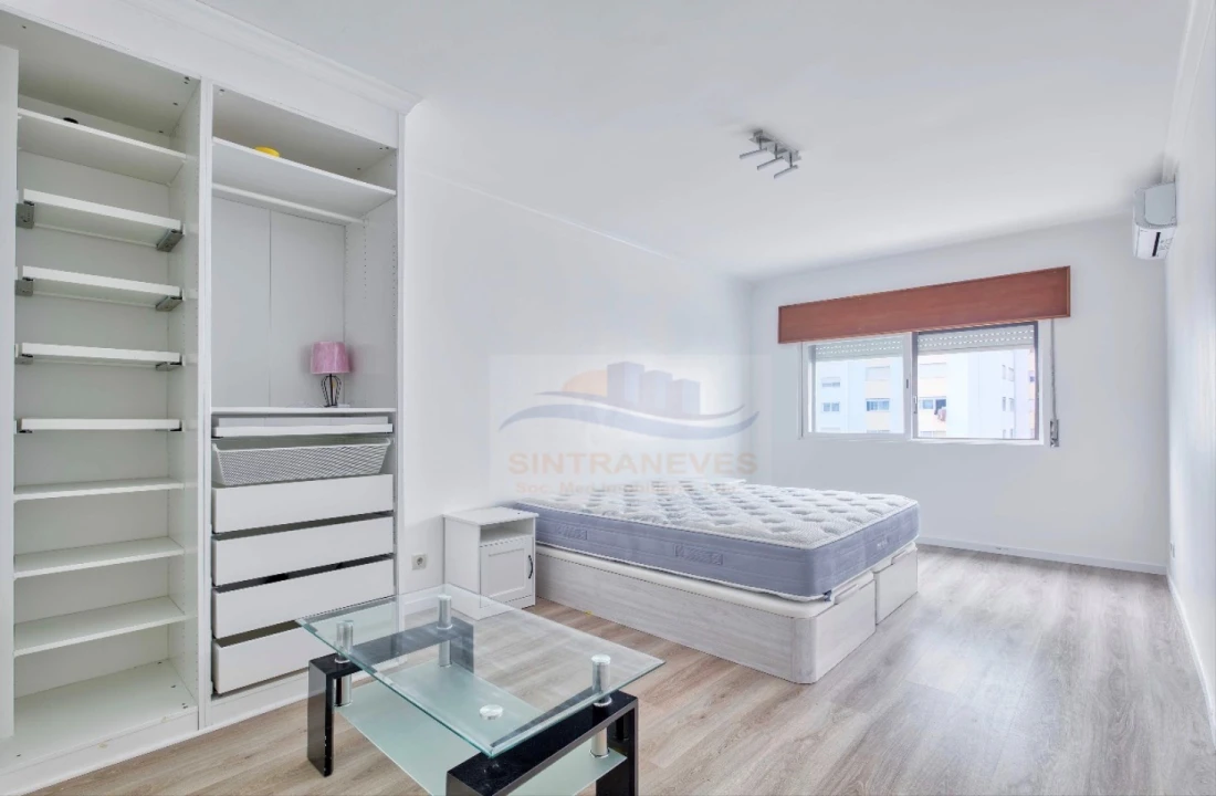 Apartamento T3 para Venda em Massamá e Monte Abraão Foto 12