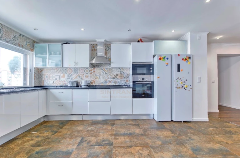 Apartamento T3 para Venda em Massamá e Monte Abraão Foto 4