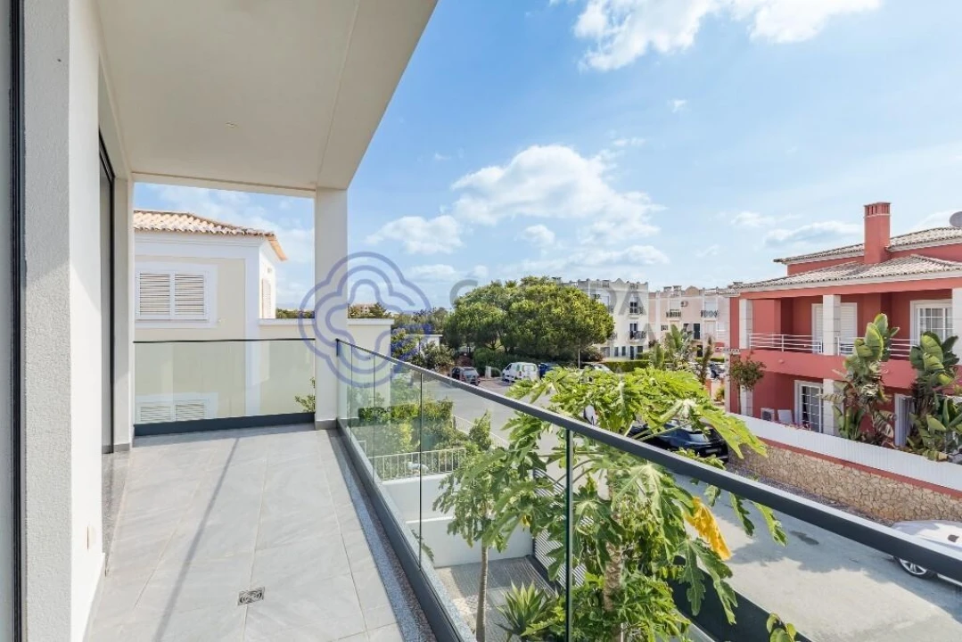 Moradia T4 para Venda em Portimão Foto 30