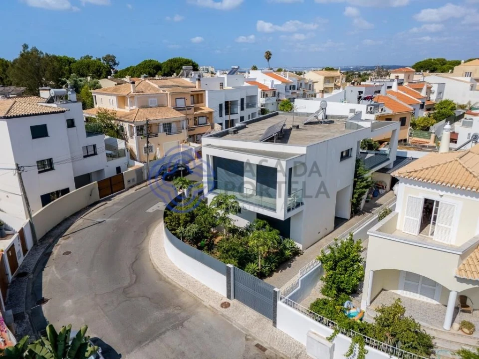 Moradia T4 para Venda em Portimão Foto 40