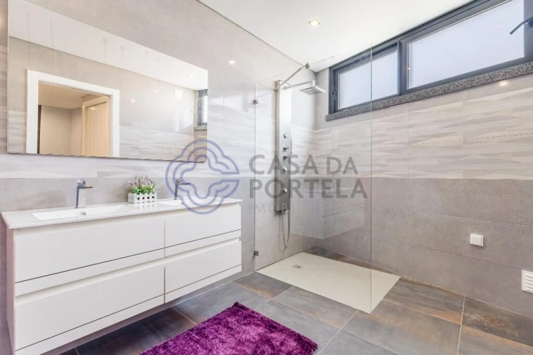 Moradia T4 para Venda em Portimão Foto 27