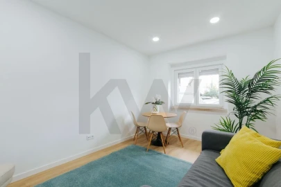 Apartamento T3 para Venda em Campolide