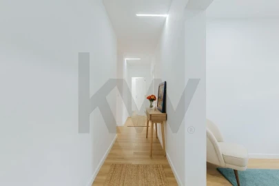 Apartamento T3 para Venda em Campolide