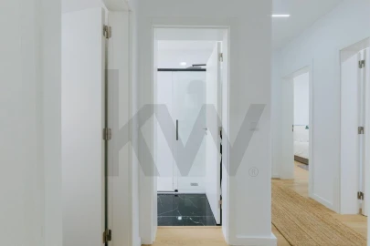 Apartamento T3 para Venda em Campolide