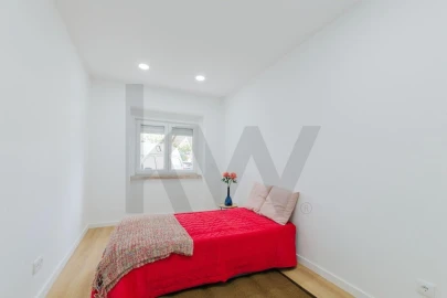 Apartamento T3 para Venda em Campolide