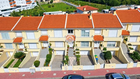 Moradia T3 para Venda em Fiães