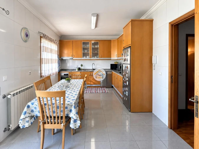 Moradia T3 para Venda em Fiães Foto 8