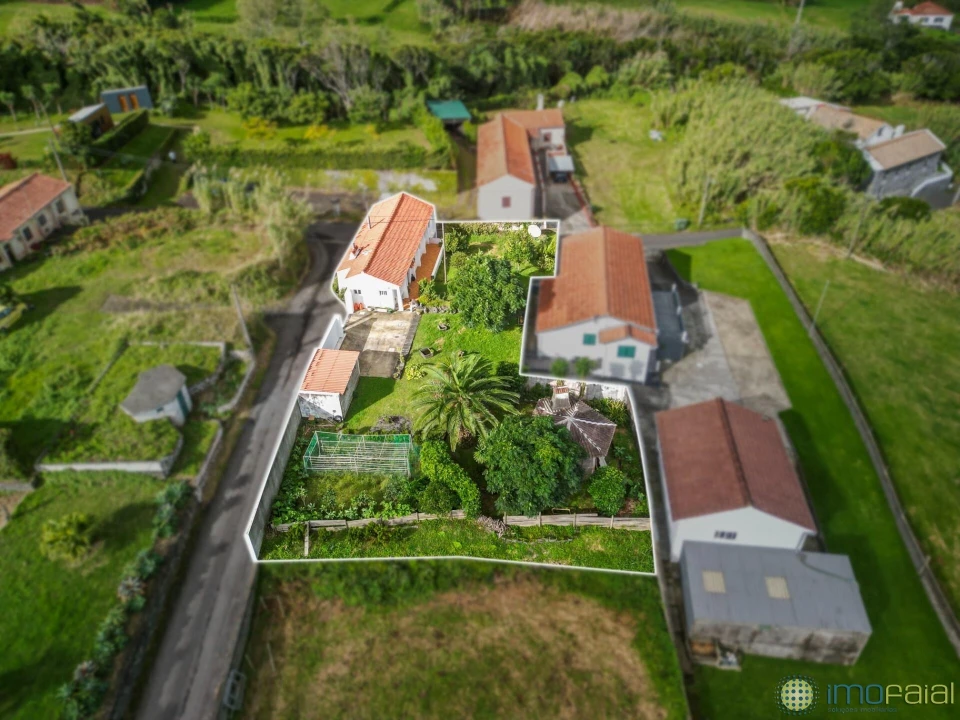 Moradia T2 para Venda em Cedros Foto 41