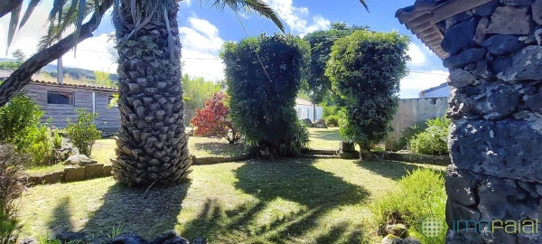 Moradia T2 para Venda em Cedros