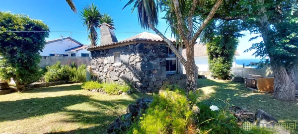Moradia T2 para Venda em Cedros