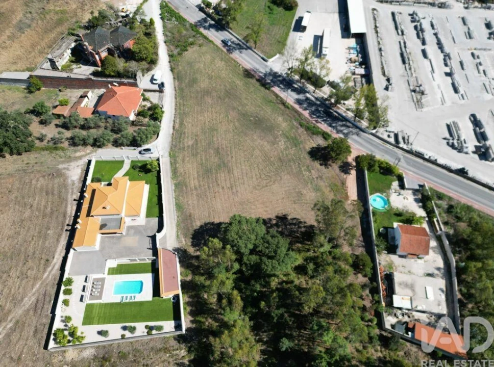 Terreno para Venda em Juncal Foto 3