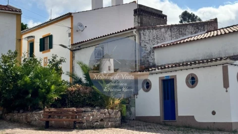 Moradia T3 para Venda em Reguengo e São Julião