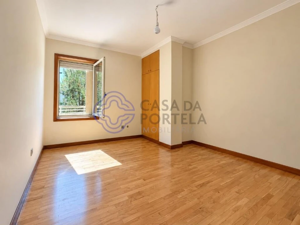 Apartamento T3 para Venda em Valongo Foto 14