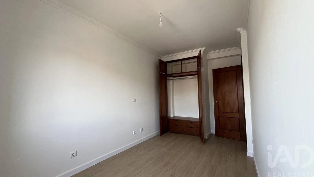 Apartamento T3 para Venda em Miranda do Corvo Foto 18
